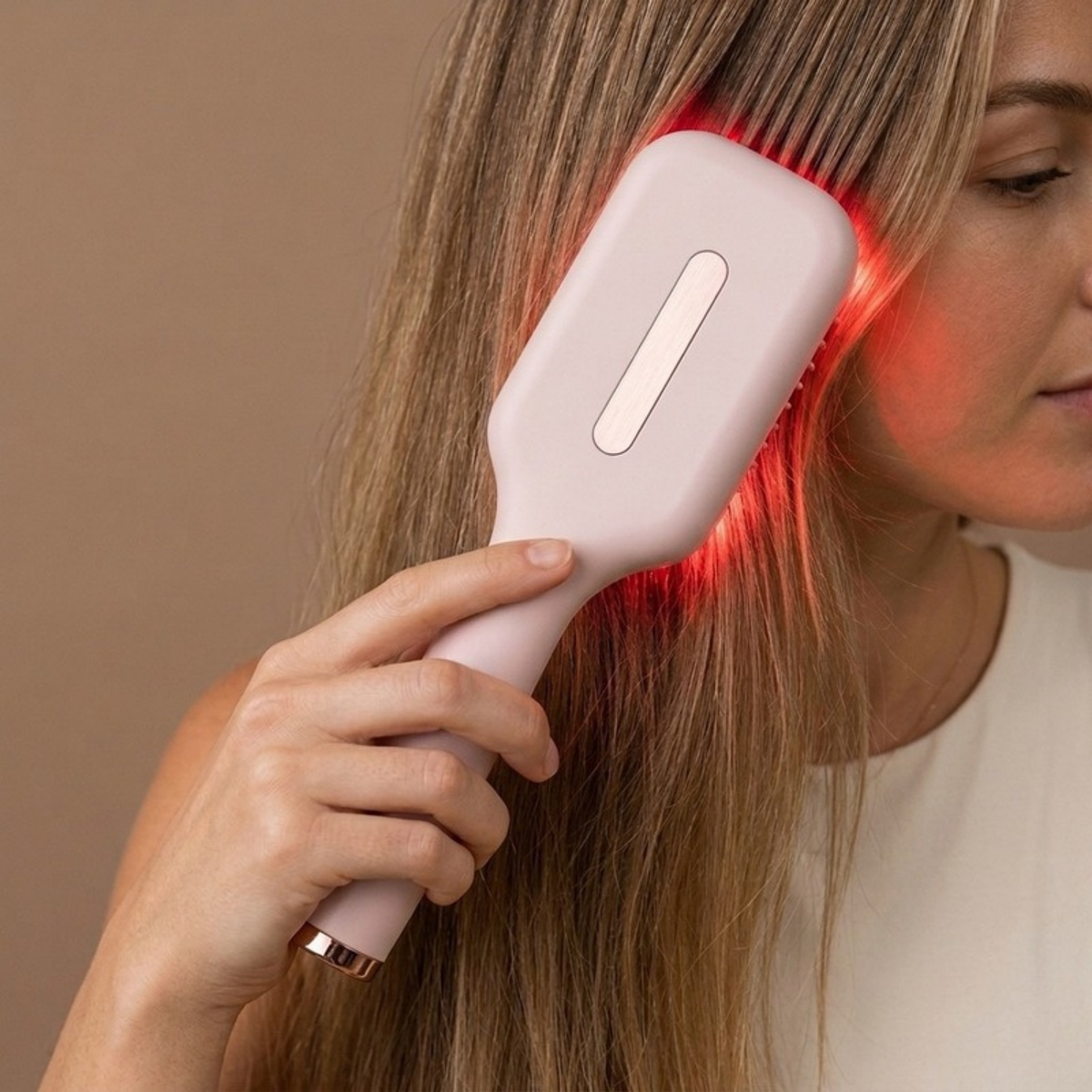 Asetics Halo Red Light Scalp Brush