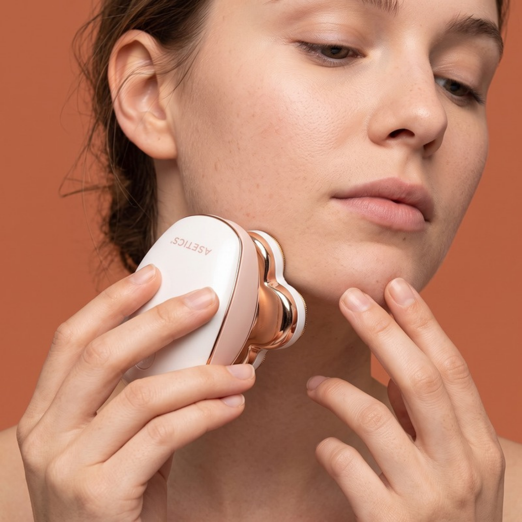 Asetics Petal 4-Head Hair Remover